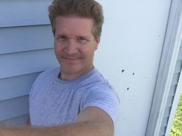 David Dietz as Dan in 