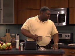 LaVan Davis in House of Payne (2006)