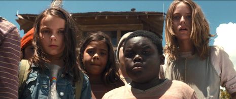 Alison Fernandez, Hannah Westerfield, Bryant Tardy, and Dafne Keen in Logan (2017)