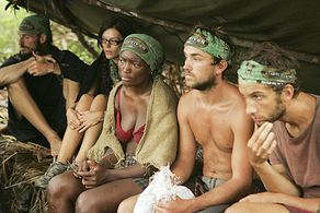 Tamara Johnson, Benjamin Wade, James Thomas Jr., Erinn Lobdell, and Stephen Fishbach in Survivor (2000)