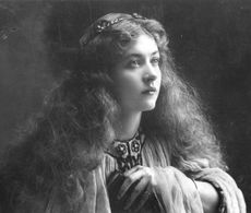 Maude Fealy