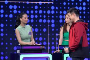 Dingdong Dantes, Stephanie Raz, and Micaella Raz in Family Feud Philippines (2022)