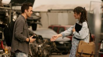 Gloria Cole and Thomas Dekker in 