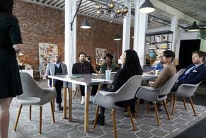 DaJuan Johnson, Barry Rothbart, and Kirby Howell-Baptiste in Downward Dog (2017)