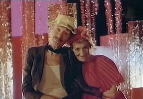 Nikolay Grinko and Mariya Kapnist in Ulybki Nechiporovki (1982)