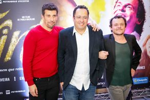 Director Paulo Machline and actors Milhem Cortaz and Matheus Nachtergaele. Trinta, 2014.