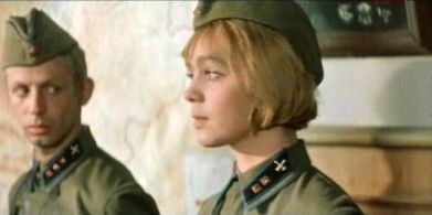 Svetlana Starikova in Daisny tserguudee sonsotsgoo! (1971)