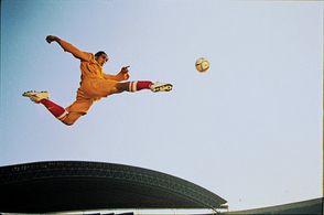Stephen Chow in Shaolin Soccer (2001)
