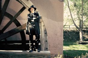 NM Gunfighters Los Golondrinas