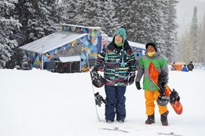 Andrew Lewis Caldwell and Carlon Jeffery in Cloud 9 (2014)