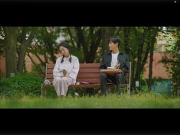 Nam Gi-ae and Kim Seon-Ho in Catch the Ghost (2019)