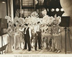 Helen Foster, Winnie Lightner, Nick Lucas, Ann Pennington, Gertrude Short, Lilyan Tashman, Conway Tearle, Nancy Welford,