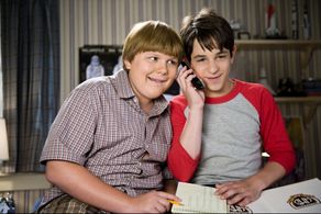 Zachary Gordon and Robert Capron in Diary of a Wimpy Kid: Dog Days (2012)