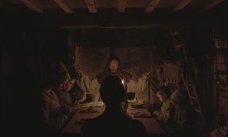 Kate Dickie, Ralph Ineson, Lucas Dawson, Harvey Scrimshaw, Ellie Grainger, and Anya Taylor-Joy in The Witch (2015)
