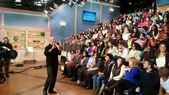 Vince August doing audience warm up at Meredith Viera