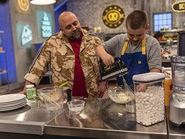 Duff Goldman and Davey Treen in Kids Baking Championship (2015)