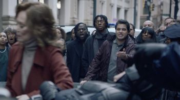 Jean Smart, Lee Tergesen, and Ethan Levy in Watchmen: She Was Killed by Space Junk (2019)