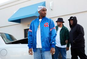 Malcolm Greenidge and Demetrius Shipp Jr. in All Eyez on Me (2017)