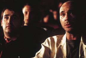Javier Cámara and Darío Grandinetti in Talk to Her (2002)