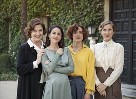 Ana Wagener, Cecilia Freire, Macarena García, and Patricia López Arnaiz in A Different View (2018)