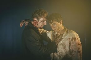 Wolf Danny Homann und Laurence Rupp in 