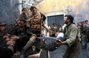 Vincenzo Amato, Filippo Pucillo, Federica De Cola, and Isabella Ragonese in Golden Door (2006)