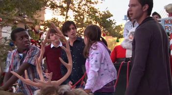 Drake Bell, Josh Peck, Bailee Madison, Devon Graye, and Daven Wilson in Merry Christmas, Drake & Josh (2008)