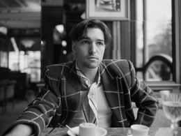 Jordan Haj in Jordan Haj & Emma Smetana: By Now (2021)