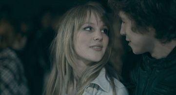 Lisa Smit and Niels Gomperts in Shocking Blue (2010)