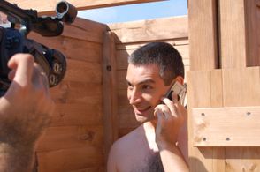 Batur Belirdi in TV commercial Benq-Siemens (2006)