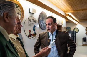 Harry Blank, Michael Brandner, and Christian Tramitz in Hubert ohne Staller: Schützenkönig (2022)