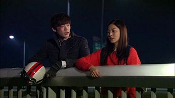 Lee Jong-Suk and Park Se-young in School 2013 (2012)