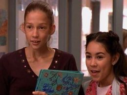 Miriam McDonald and Cassie Steele in Degrassi: The Next Generation (2001)