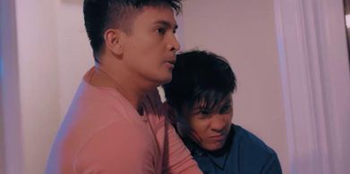 Jason Abalos and Orlando Sol in Las hermanas (2021)
