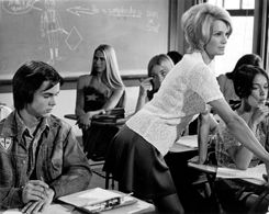 Angie Dickinson, JoAnna Cameron, John David Carson, and Margaret Markov in Pretty Maids All in a Row (1971)