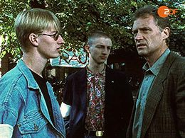 Robert Atzorn in Unser Lehrer Doktor Specht (1992)