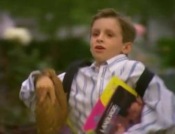 Zane Cassidy in Short Cuts (1993)