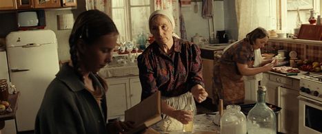 Larisa Malevannaya, Aleksandra Blednaya, and Yelizaveta Romanova in Home (2011)
