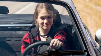 Ashley Gerasimovich in The Detour (2016)