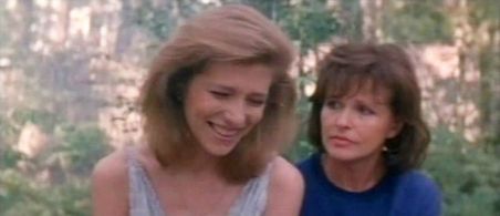 Natalya Fateeva and Elena Mayorova in Korabl (1988)