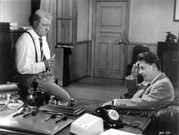Jean Desailly and Jean Gabin in Inspector Maigret (1958)