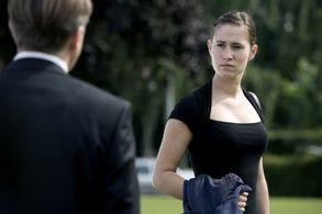 Jens Jørn Spottag and Rosalinde Mynster in Worlds Apart (2008)