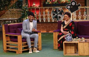 Asha Parekh and Kapil Sharma in The Kapil Sharma Show (2016)