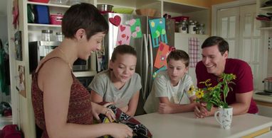 Cameron Brodeur on the set of Amélie et Compagnie