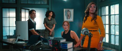 Lisa Vidal, Jaina Lee Ortiz, Carlos Miranda, and Sasha Merci in Righteous Thieves (2023)