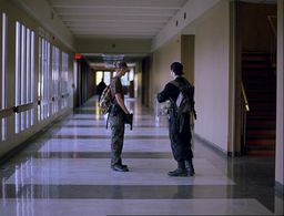 Eric Deulen and Alex Frost in Elephant (2003)