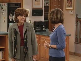 Patricia Richardson and Tudi Roche in Home Improvement (1991)