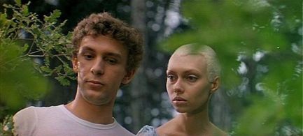 Vadim Ledogorov and Yelena Metyolkina in To the Stars by Hard Ways (1981)