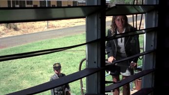 Jenny Agutter and Luc Roeg in Walkabout (1971)