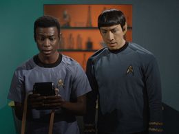 Todd Haberkorn and Martin Bats Bradford in Star Trek Continues (2013)